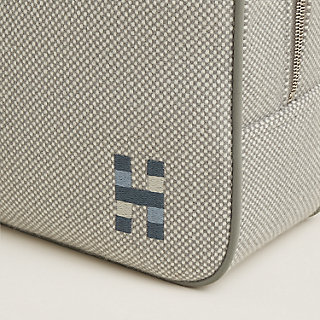 ポーチ 《シャピートルH・キャヴァリエ》刺繍入り GM | Hermès